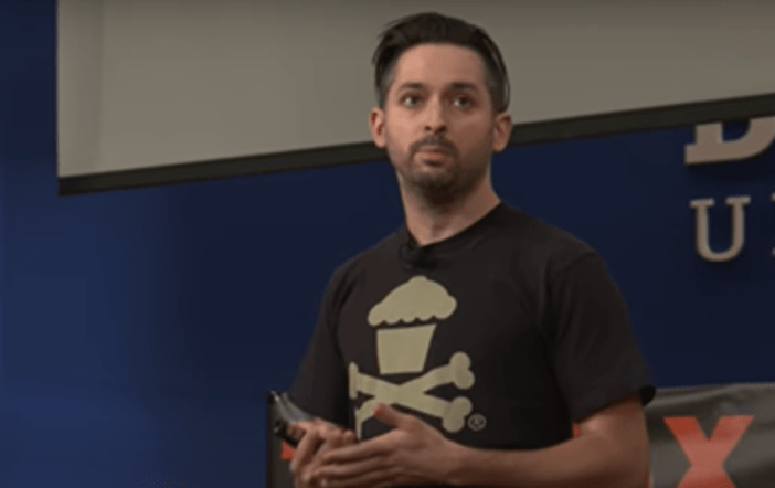 Johnny Cupcakes Earle by Promotivate Speaker Agency 1